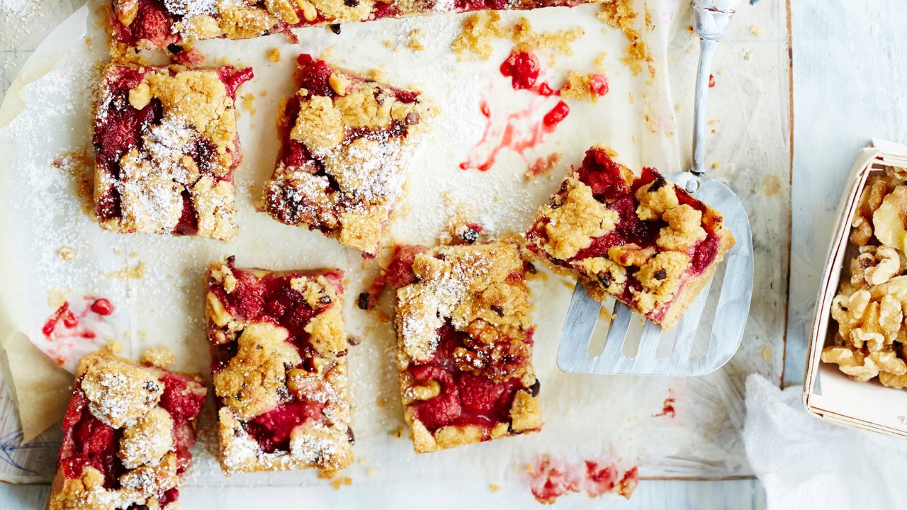 Berry and Walnut Crumble Slice